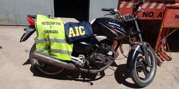 La AIC y Protección Vial y Comunitaria lograron recuperar una moto