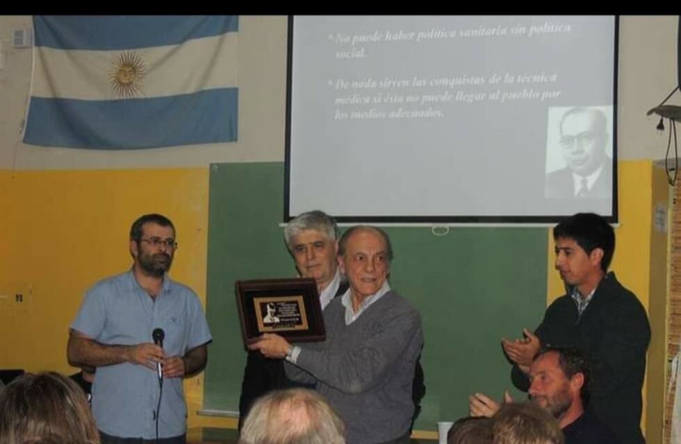 “Con profundo dolor y hondo pensar despedimos al compañero Carlos Turchetta”