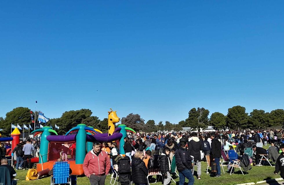 Miles de familias participaron del Festejo del Día del niño en Puerto Belgrano