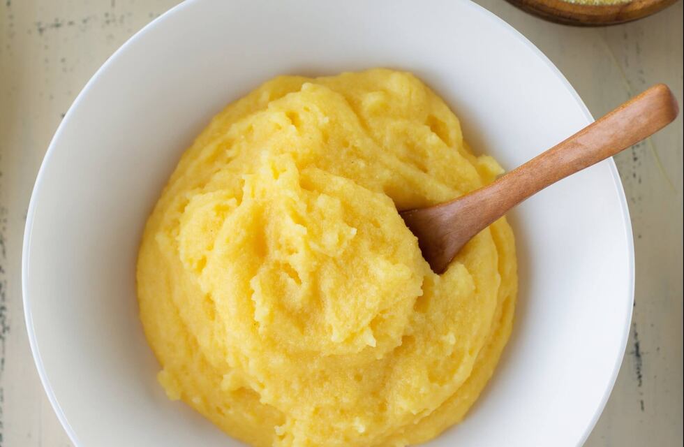 Ni leche ni salsa: este es el ingrediente secreto para hacer una deliciosa polenta súper cremosa
