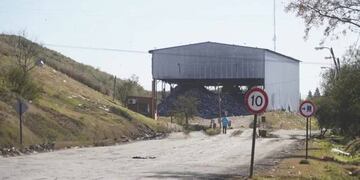 Encontraron un cuerpo en un montículo de basura al sudoeste de Rosario.
