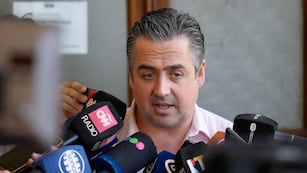 "Estoy arrepentido de todo lo que podríamos haber hecho mucho más severo", dijo el ministro Cococcioni.