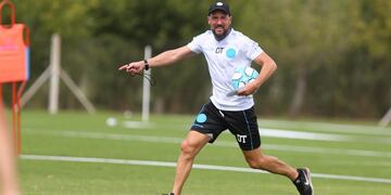 Orfila espera por más refuerzos para armar un equipo competitivo y buscar el ascenso.