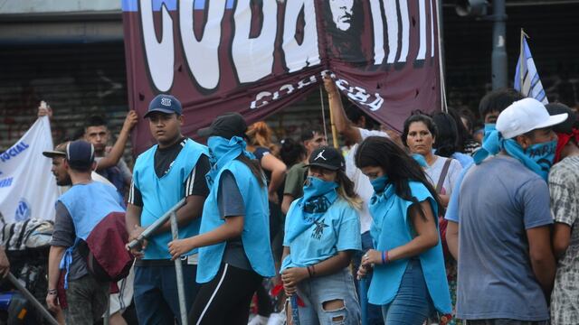 El Polo Obrero se moviliza por el Centro pidiendo una "Navidad sin hambre".