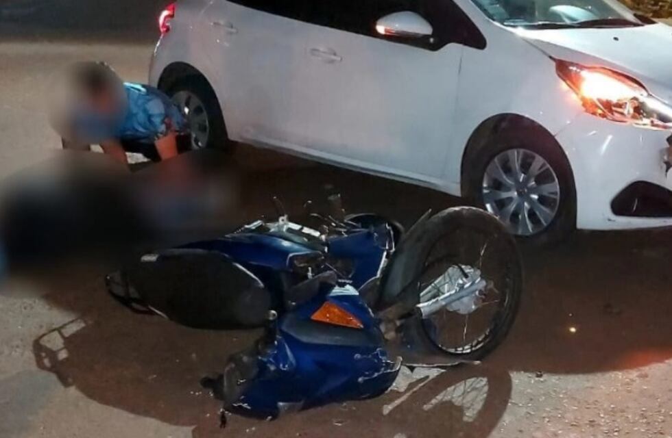 Accidente vial en Eldorado dejó a un motociclista herido
