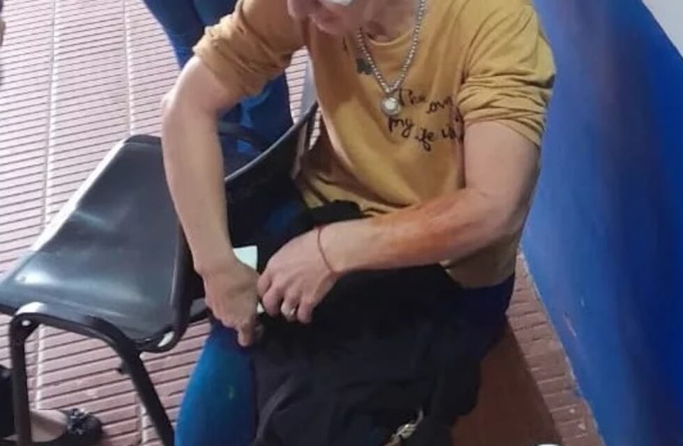 Motochorros asaltaron a una mujer en Eldorado: se alzaron con un cuantioso botín y documentos personales