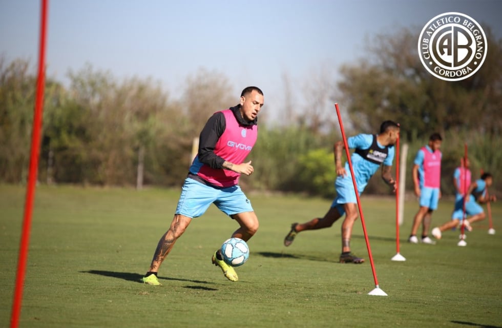 El plantel de Belgrano ya está en Mendoza, con Wilfredo Olivera en la lista