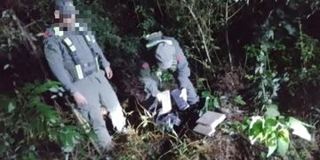 Hallan marihuana presuntamente abandonada en Caraguatay.