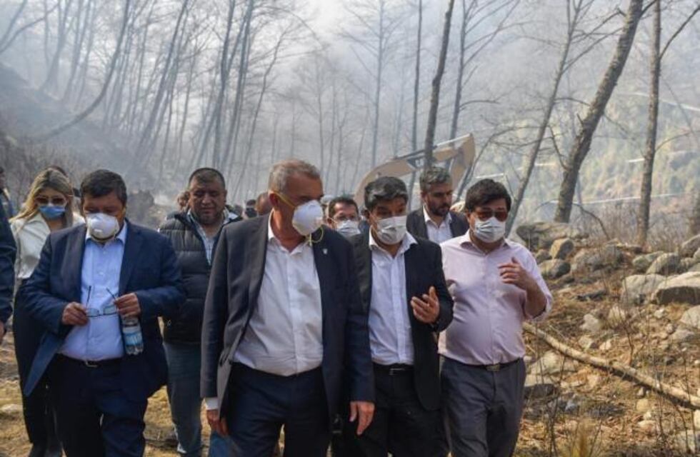 Tafí del Valle: Osvaldo Jaldo evaluó la zona arrasada por el incendio