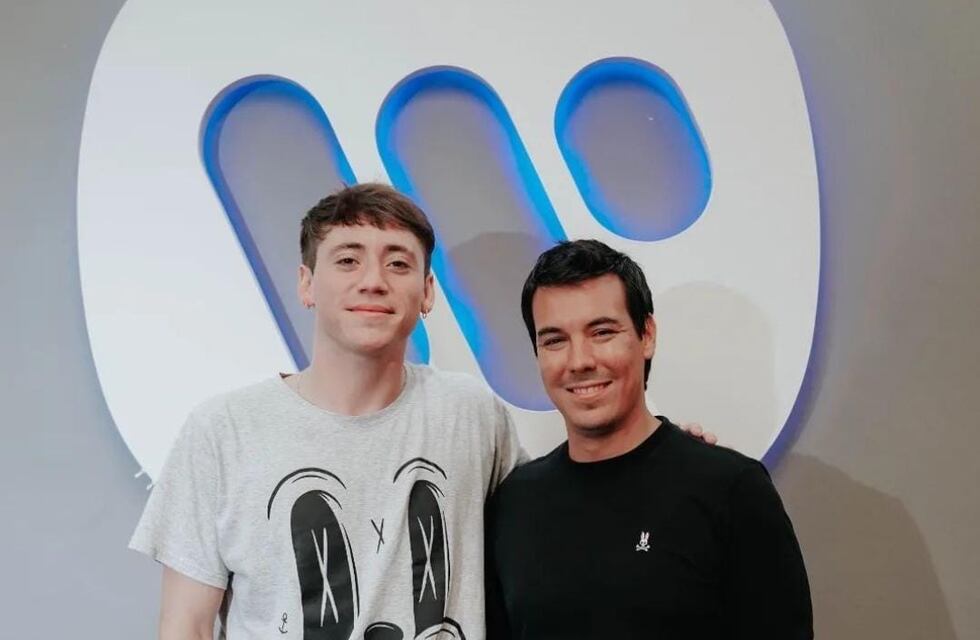 Paulo Londra firmó contrato con el sello discográfico de Luis Miguel