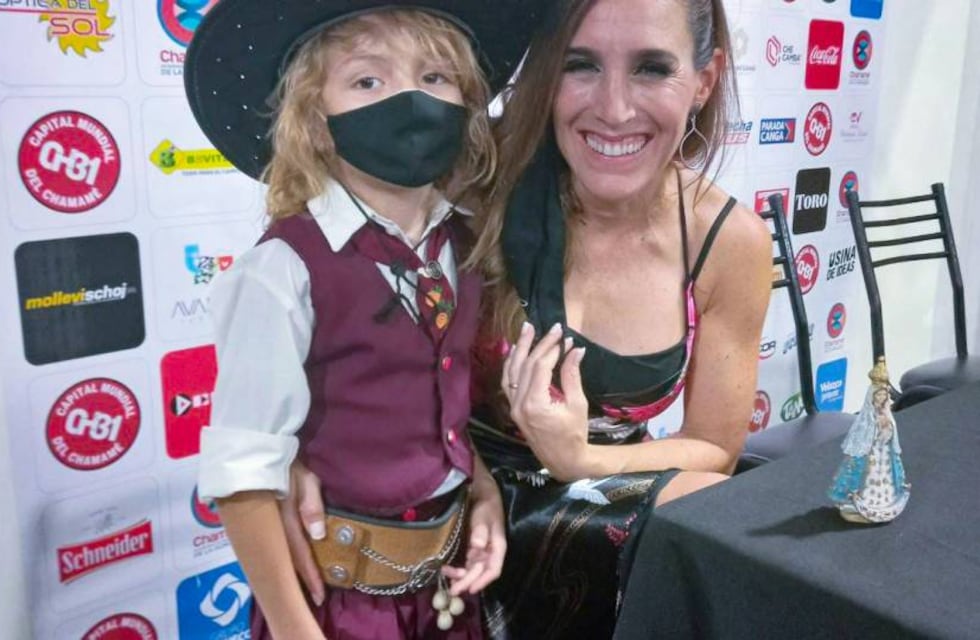 Lauti, el niño de la guitarra, le dio un regalo especial a Soledad Pastorutti en la Fiesta del Chamamé