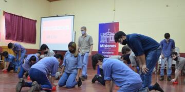 Capacitación en primeros auxilios y RCP en los municipios de Capioví y Ruiz de Montoya.