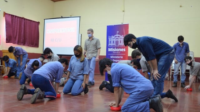 Capacitación en primeros auxilios y RCP en los municipios de Capioví y Ruiz de Montoya.