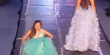 Ella fue Paula Lucero, la joven que inspiró a tantas otras mujeres en amarse como son cuando se animó a desfilar con su silla de ruedas.