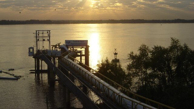Aguas Santafesinas S. A. (Assa) tiene su planta potabilizadora sobre el río Paraná en la zona norte de Rosario.