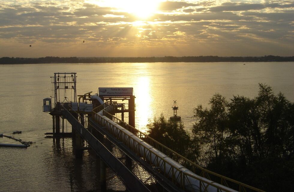 Anuncian corte de agua en Rosario, Funes y Villa Gobernador Gálvez