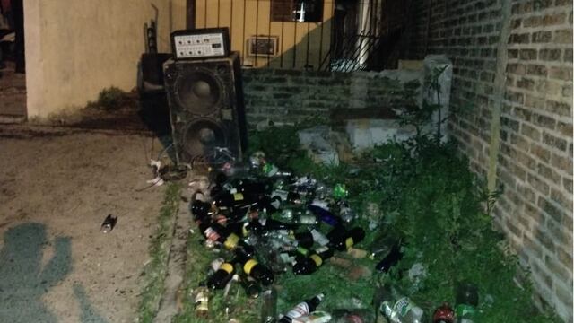 En el evento de calle Febre había 100 asistentes.