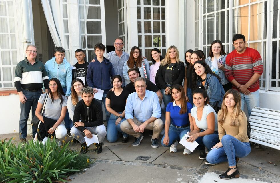 Apuntalan a los jóvenes para su ingreso al mercado laboral