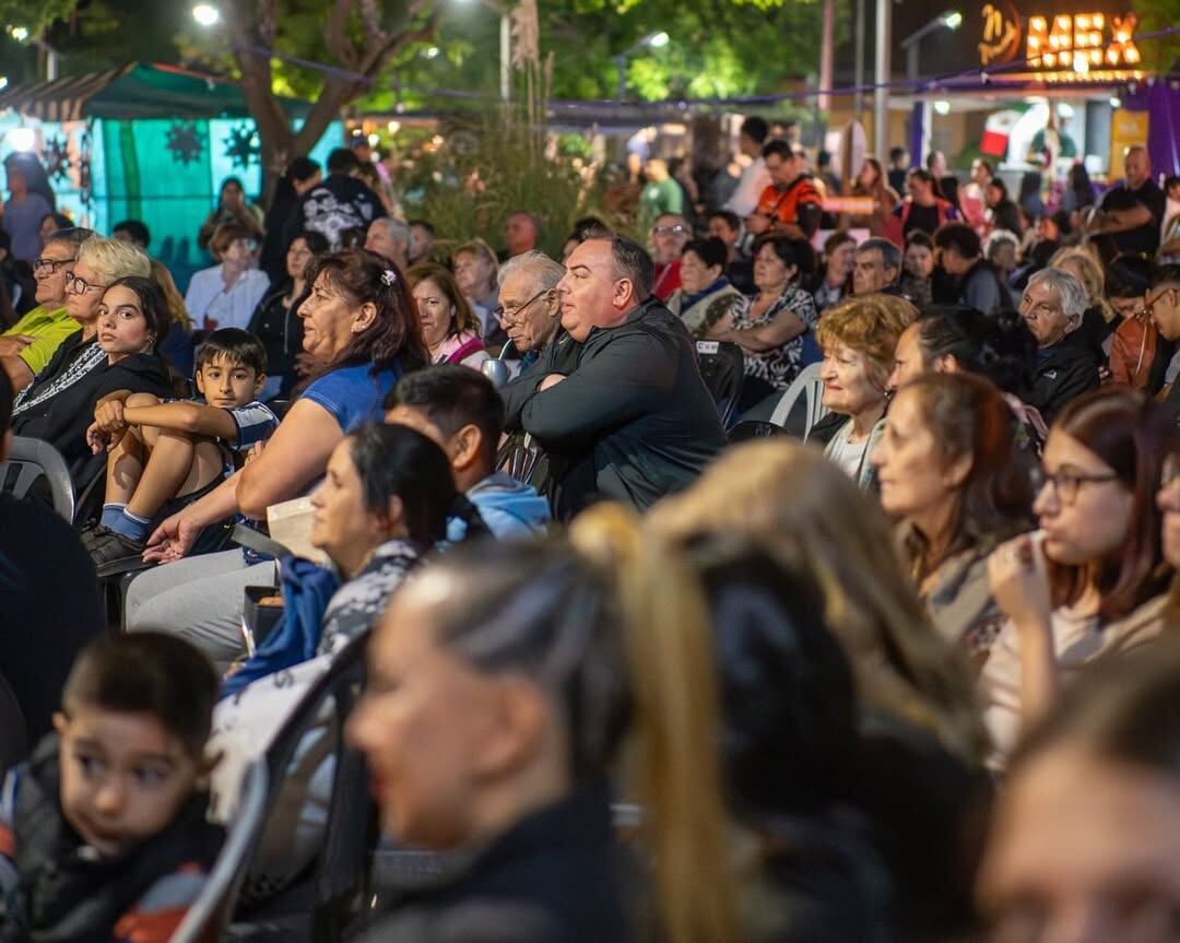 Nicolás Moreno subsecretario de Cultural Arroyito Feria Nacional de Artesanías Arroyito 2025