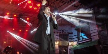José Ángel Trelles, cantante de Astor Piazzolla, emocionó a la audiencia (Fotografías, gentileza Municipalidad de La Falda).