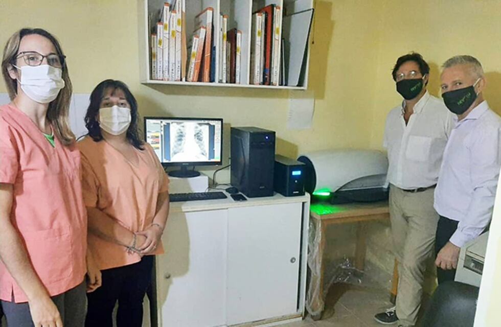 El Hospital de Devoto recibió un digitalizador de placas radiográficas