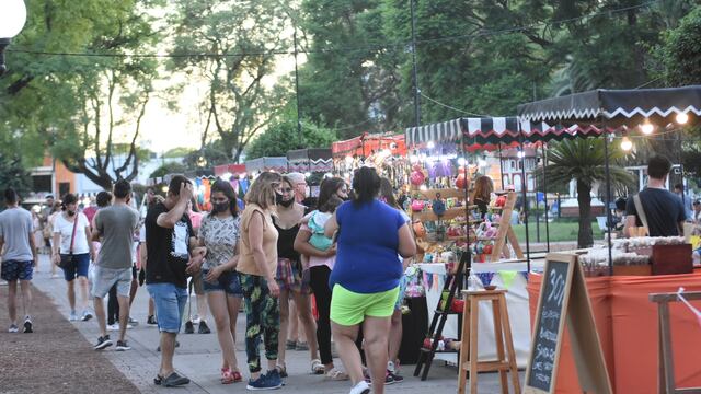 Gran convocatoria de Plaza Feria (Prensa Municipalidad de Rafaela)