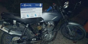 Manejaba alcoholizado, evadió un control policial y fue detenido.