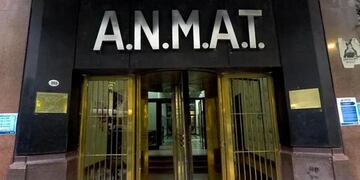 La ANMAT prohibió una miel y un aceite de oliva para preservar la salud de los consumidores. Foto: Archivo