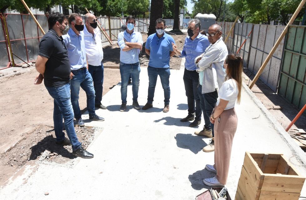 Recorrieron la obra del primer cantero en Bv. Santa Fe