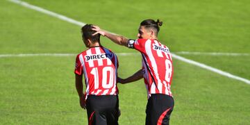 Instituto juega este sábado, porque la pelota sigue rodando (Federico López Claro / La Voz).
