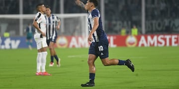 Rubén Botta anotó el 1-0 de Talleres ante Alianza Lima en el estadio Mario Alberto Kempes (Javier Ferreyra - La Voz).