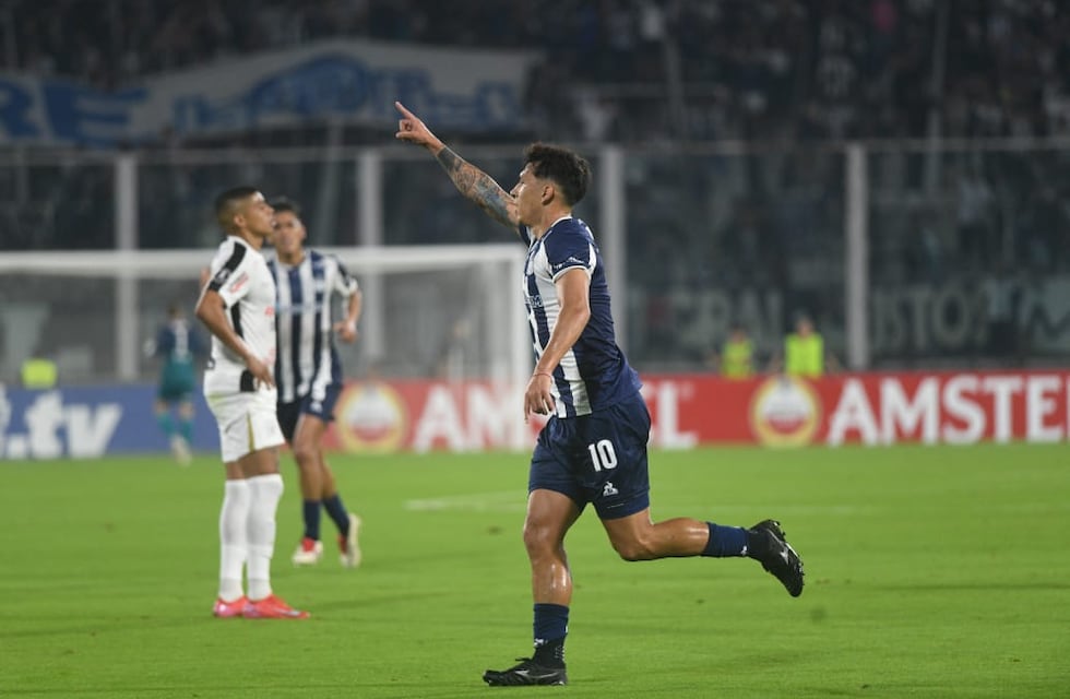 Golazo de Ruben Botta para que Talleres sostenga su ilusión de seguir en copas internacionales