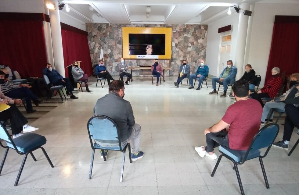 Vecinos del reciente barrio anexado a Carlos Paz se reunieron con autoridades municipales