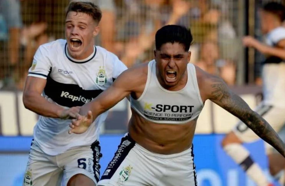 ¡Promesa cumplida! El particular tatuaje que se hizo un hincha de Gimnasia por ganar el clásico platense