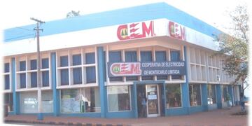 El empleado está aislado, al igual que sus contactos estrechos.