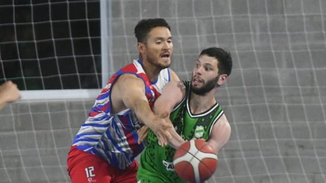 Altense cayó en suplementario ante Barrio Hospital. (Foto: Emmanuel Briane - La Nueva).