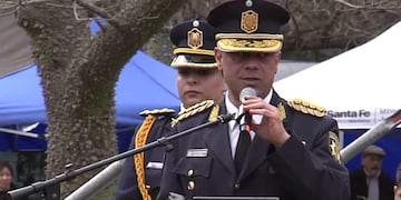 El director general de la fuerza le rindió tributo a sus colegas César Carmona y Leoncio Bermúdez.