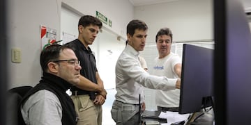 Viotti licita una mejora en la tecnología del Centro de Monitoreo Urbano (CeMU).