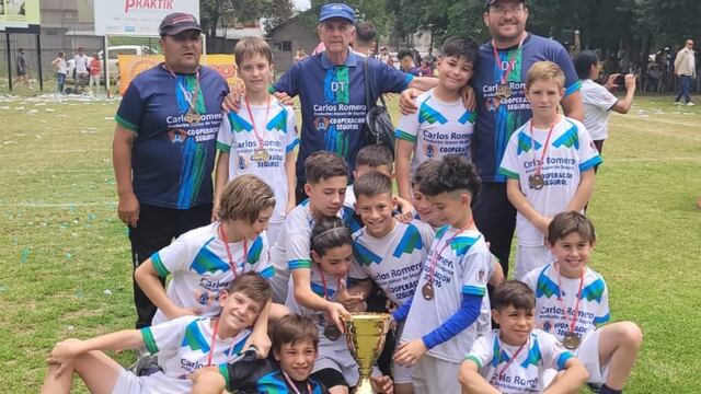 Arroyito subcampeón zona interior de Torneo de Canal 12