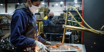 Industriales y pymes de San Juan advierten que la recuperación todavía está lejos (archivo)