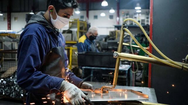 Industriales y pymes de San Juan advierten que la recuperación todavía está lejos (archivo)