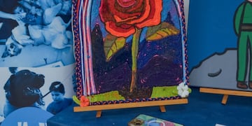 La exposición “Arte en Azul” se realiza en el Centro Cultural Nueva Argentina, abierta hasta el 3 de abril, de 10 a 20 horas.