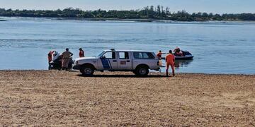 Se busca al joven que se perdió en el Río Uruguay.