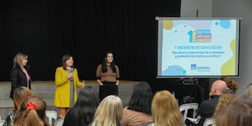 Docentes de Pérez, Zavalla y Soldini participaron de una capacitación impulsada por Gerdau