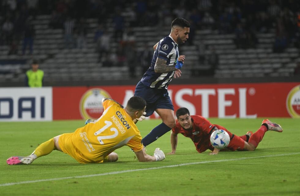 Talleres no pudo con Libertad y está obligado a ganar lo que queda por una clasificación