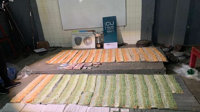 Clausuraron el club Deportivo Español después de que desbarataran un torneo clandestino de penales.