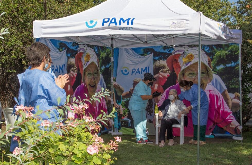 PAMI confirmó que se perdieron 300 vacunas en Azul