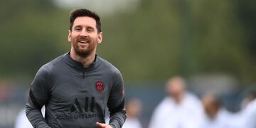 Lionel Messi sería titular contra Manchester City por Champions League.