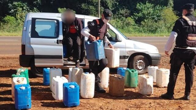 Incautan bidones de combustible transportados ilegalmente en Puerto Rico.