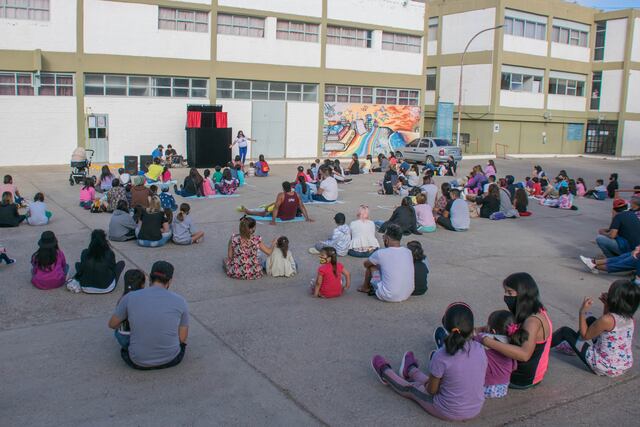 Los cuatro vientos realizaron presentación al aire libre y gratuita